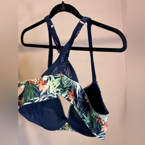 Front Clasp Cacique 44C Boost Plumge Bra - Picture 3 of 5